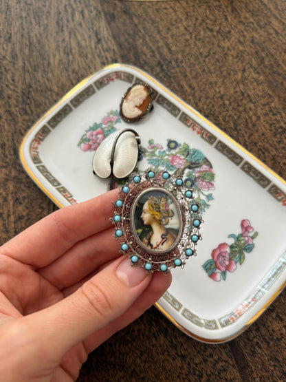 Brooch by Volmer Bahner