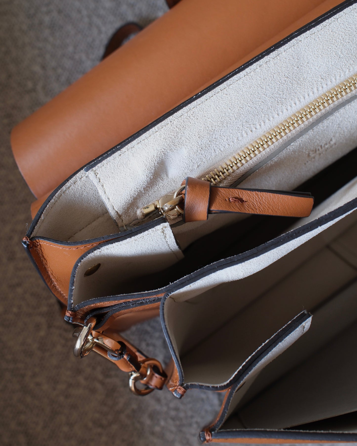 Chloé Faye Shoulder Bag