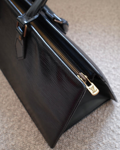 Lоuіs Vuіttоn Triangle Bag