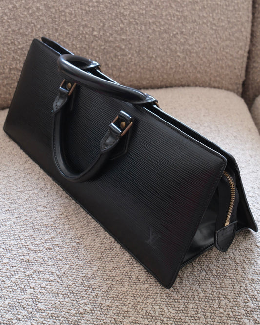 Lоuіs Vuіttоn Triangle Bag