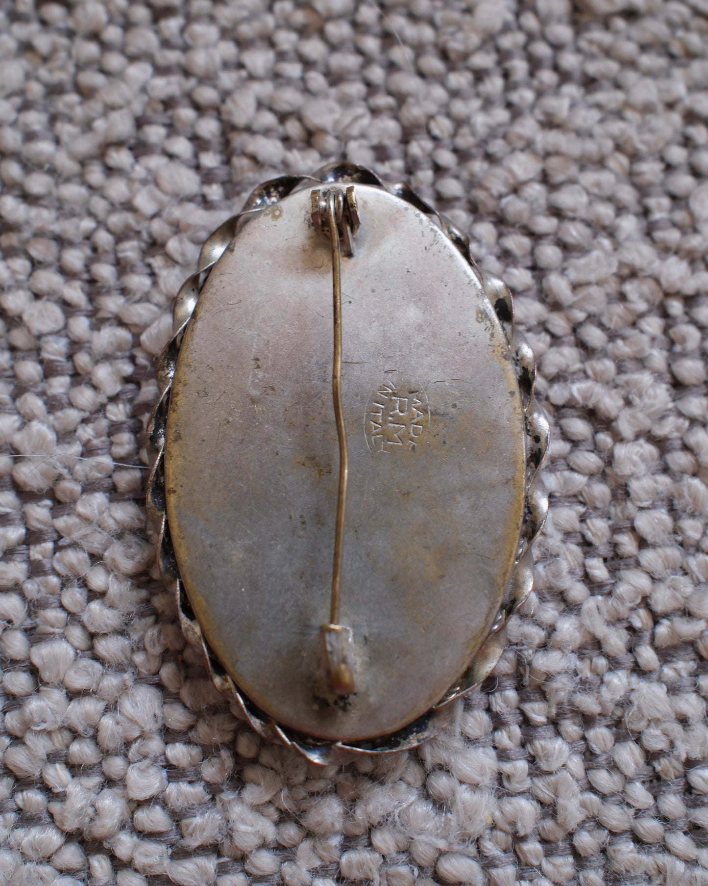 Brooch by Volmer Bahner