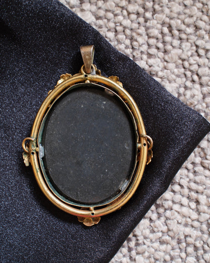 Volmer Bahner Pendant